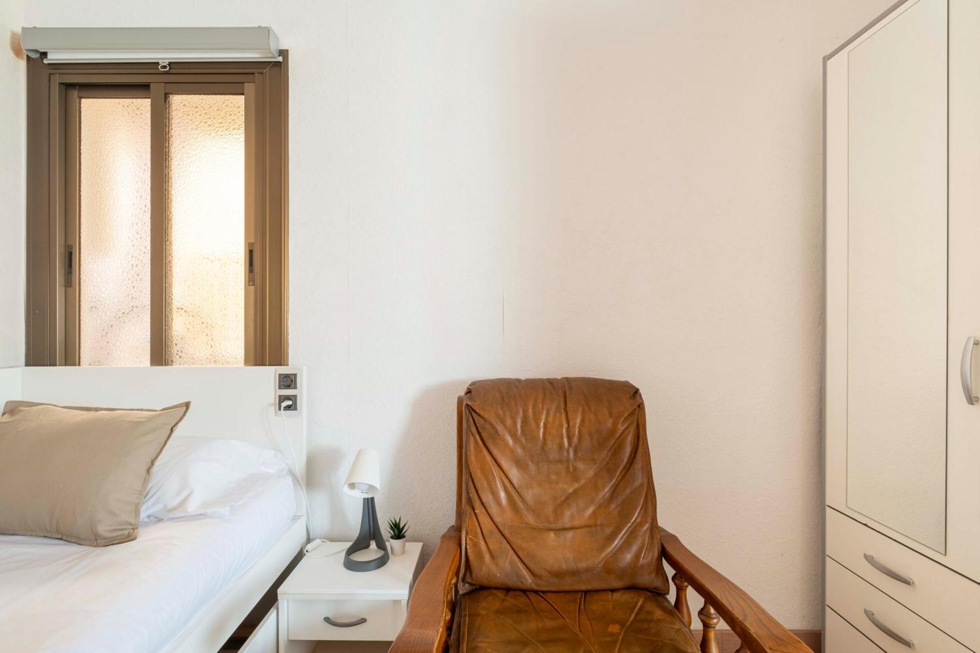 Апартаменти 5 Min To The Sea And 15 Min To Barcelona Center Сан-Адріа-де-Бесос Екстер'єр фото